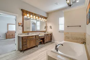 152 Arbor Ter, Weatherford, TX 76087 - Photo 23
