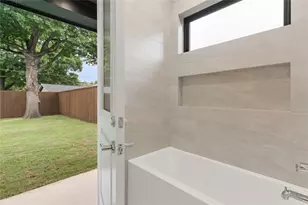 3452 Timberview Rd, Dallas, TX 75229 - Photo 29