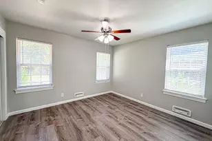 6461 Danbury Ln, Dallas, TX 75214 - Photo 21