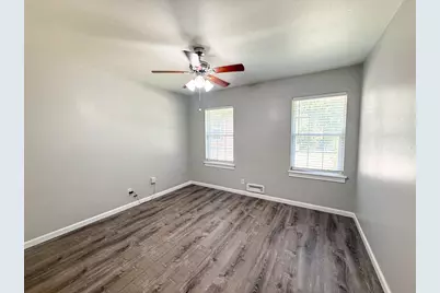 6461 Danbury Lane, Dallas, TX 75214 - Photo 17