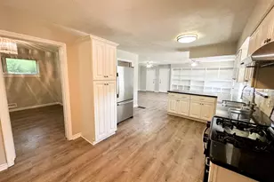 6461 Danbury Ln, Dallas, TX 75214 - Photo 13