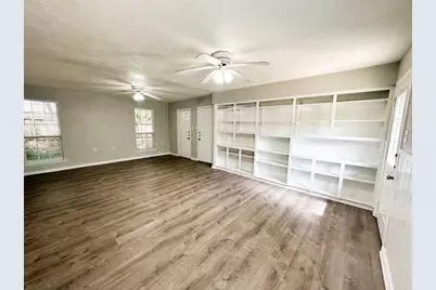 6461 Danbury Lane, Dallas, TX 75214 - Photo 23