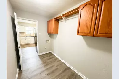 6461 Danbury Lane, Dallas, TX 75214 - Photo 19