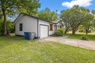 8033 Komalty Dr, Dallas, TX 75217 - Photo 3