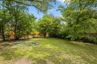 8033 Komalty Drive, Dallas, TX 75217 - Photo 23