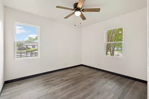 8033 Komalty Dr, Dallas, TX 75217 - Photo 17