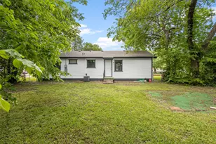 8033 Komalty Dr, Dallas, TX 75217 - Photo 25
