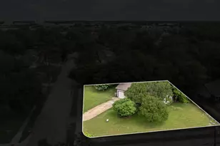 8033 Komalty Dr, Dallas, TX 75217 - Photo 31