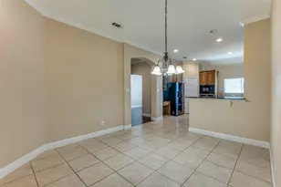 309 Hudson Ln, Burleson, TX 76028 - Photo 7