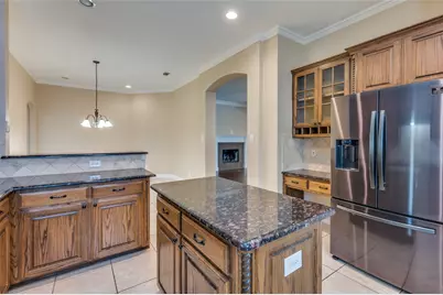 309 Hudson Lane, Burleson, TX 76028 - Photo 9