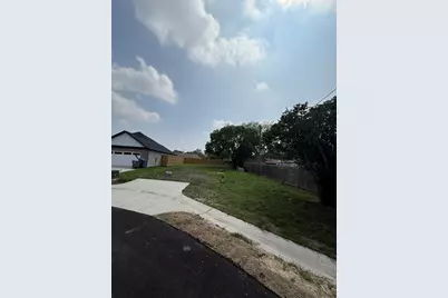 4604 Red Bud Court, The Colony, TX 75056 - Photo 3