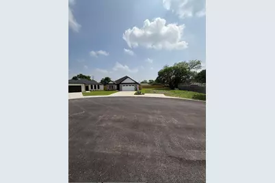 4604 Red Bud Court, The Colony, TX 75056 - Photo 5