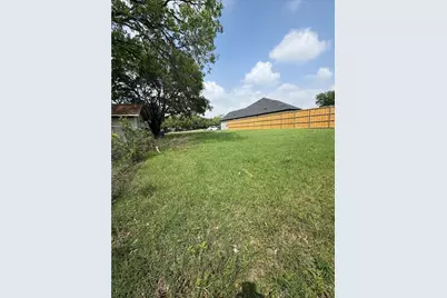 4604 Red Bud Court, The Colony, TX 75056 - Photo 9