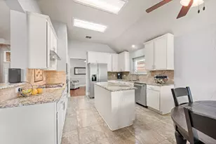 5406 Timber Park Dr, Flower Mound, TX 75028 - Photo 15