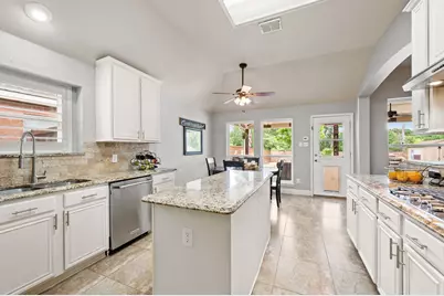 5406 Timber Park Drive, Flower Mound, TX 75028 - Photo 13