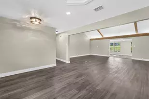 101 Meadow Ct, Weatherford, TX 76086 - Photo 9
