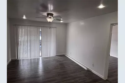 4300 Congress Avenue #206, Dallas, TX 75219 - Photo 3