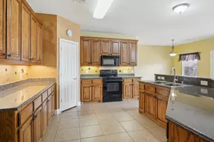 313 Country Lakes Dr, Argyle, TX 76226 - Photo 9