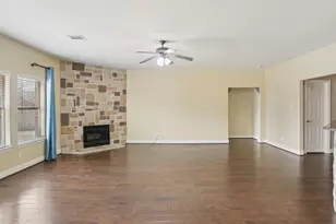 313 Country Lakes Dr, Argyle, TX 76226 - Photo 5