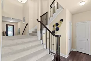 2660 Venice Dr, Grand Prairie, TX 75054 - Photo 7
