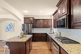 2660 Venice Dr, Grand Prairie, TX 75054 - Photo 19