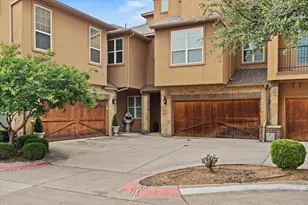 2660 Venice Dr, Grand Prairie, TX 75054 - Photo 5