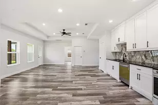 510 Washington St, Ennis, TX 75119 - Photo 9