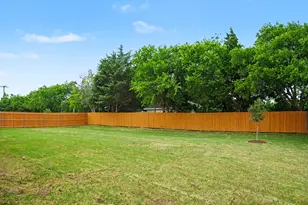 733 Candace Dr, DeSoto, TX 75115 - Photo 27
