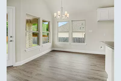 733 Candace Drive, DeSoto, TX 75115 - Photo 9