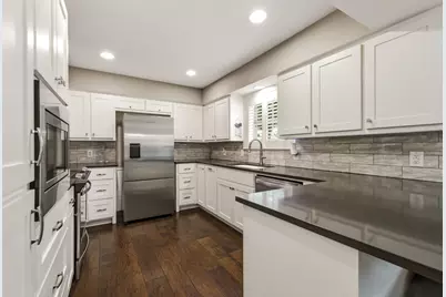 9519 Robin Meadow Drive, Dallas, TX 75243 - Photo 7