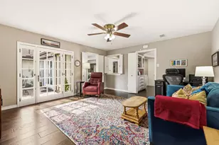 9519 Robin Meadow Dr, Dallas, TX 75243 - Photo 13