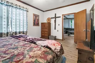5757 Parkside Ct, Granbury, TX 76048 - Photo 13