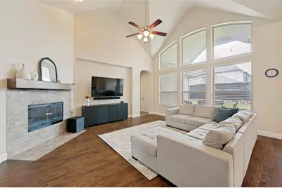 13340 Sellaronda Way, Frisco, TX 75035 - Photo 9