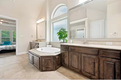 13340 Sellaronda Way, Frisco, TX 75035 - Photo 19