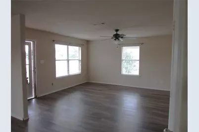319 Candlewood Circle, Gainesville, TX 76240 - Photo 3