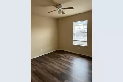 319 Candlewood Circle, Gainesville, TX 76240 - Photo 9