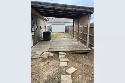 319 Candlewood Circle, Gainesville, TX 76240 - Photo 13