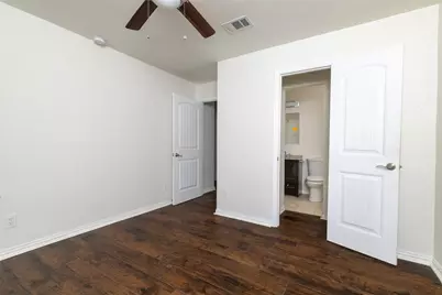 805 E Belt Line Road, DeSoto, TX 75115 - Photo 11