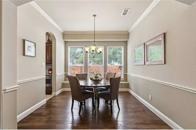 12102 Jackson Creek Drive, Dallas, TX 75243 - Photo 5