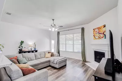 2505 Persimmon Drive, Little Elm, TX 75068 - Photo 9