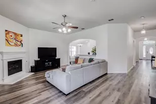 2505 Persimmon Dr, Little Elm, TX 75068 - Photo 11