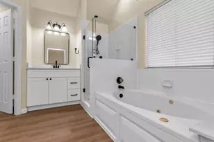 6015 Thursby Ave, Dallas, TX 75252 - Photo 23