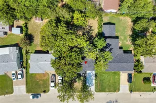 902 Skylark Dr, Arlington, TX 76010 - Photo 27
