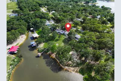 7406 Lakeview Drive, Bonham, TX 75418 - Photo 29