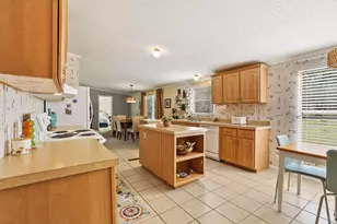 7406 Lakeview Dr, Bonham, TX 75418 - Photo 9