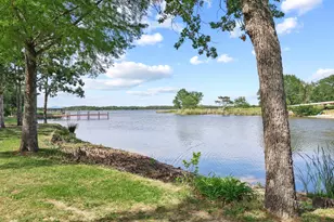 7406 Lakeview Dr, Bonham, TX 75418 - Photo 3