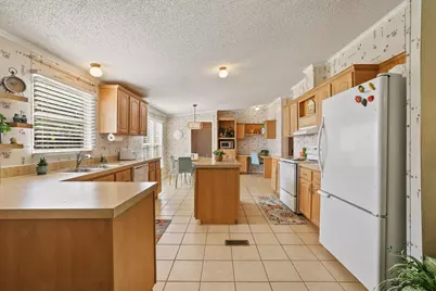 7406 Lakeview Drive, Bonham, TX 75418 - Photo 9