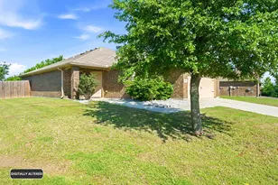 1413 N Houston St, Royse City, TX 75189 - Photo 1