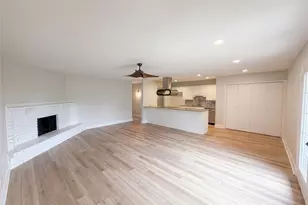 7444 Sandhurst Ln S, North Richland Hills, TX 76182 - Photo 9