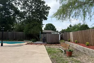 1010 Plateau Dr, Duncanville, TX 75116 - Photo 25
